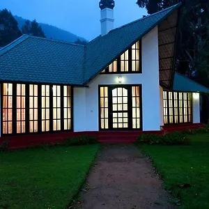 Camp Noel **** Munnar